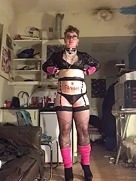 Sissy Cindy Whore online show from 03-01-25, 12:50