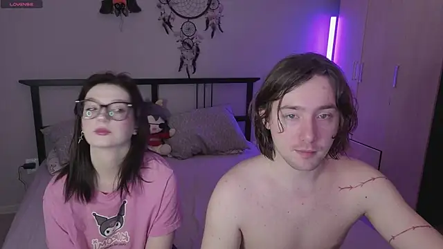 Snapshot of ellen_and_danny chatting on 01-15-26, 05:27 ellen and danny online show from 01-15-26, 05:27