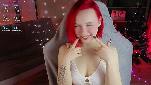 Snapshot of NaomiYoru chatting on 12-18-25, 08:34 NaomiYoru online show from 12-18-25, 08:34