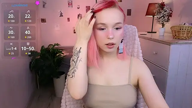 NaomiYoru online show from 05-05-26, 08:45