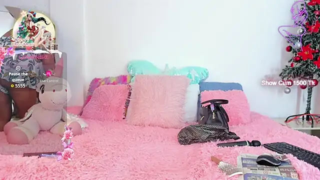 Ariana-Fernandez online show from 12-01-25, 12:39