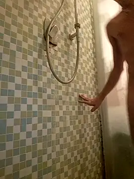 KalendaXL online show from 10-30-25, 09:33