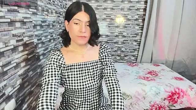 xxxEmmaxx online show from 12-19-25, 04:27