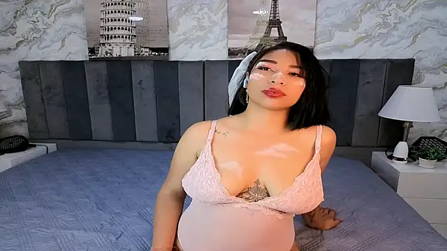 SofiaWhites online show from 04-24-26, 03:08