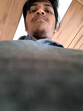 Snapshot of rohanh234 chatting on 04-15-26, 06:41 rohanh234 online show from 04-15-26, 06:41