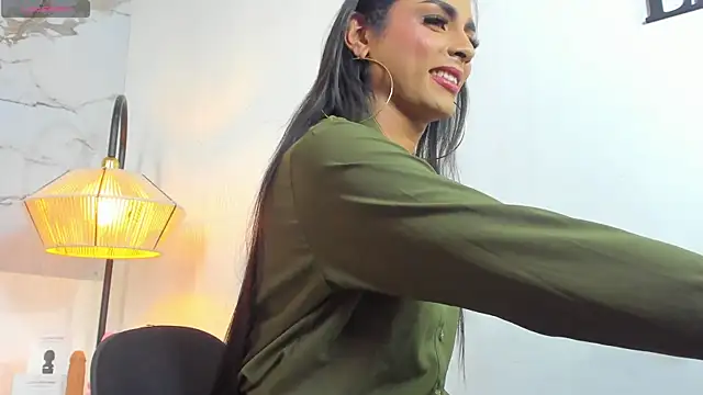 Snapshot of Megan_Rodriguez chatting on 09-09-25, 08:40 Megan Rodriguez online show from 09-09-25, 08:40