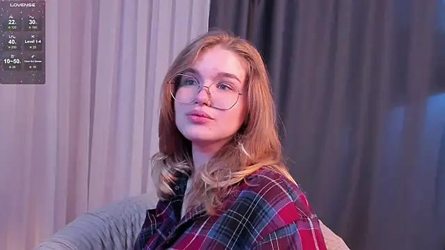 Snapshot of SophieMurrr chatting on 10-14-25, 03:12 SophieMurrr online show from 10-14-25, 03:12