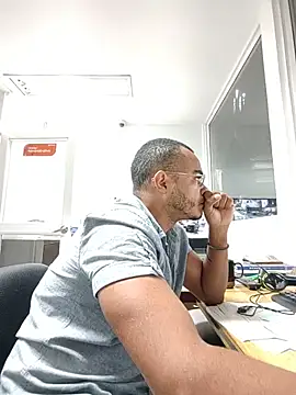 SanChacal5694 online show from 01-05-26, 10:13