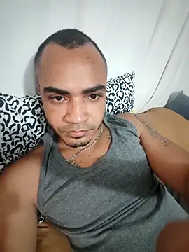Snapshot of SanChacal5694 chatting on 09-18-25, 03:31 SanChacal5694 online show from 09-18-25, 03:31