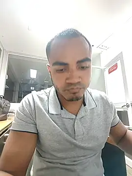 SanChacal5694 online show from 11-05-25, 10:35