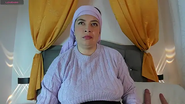 Noortaheri88 online show from 09-16-25, 07:37