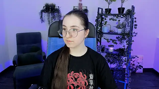 VirtuallVoyant online show from 03-25-26, 04:28