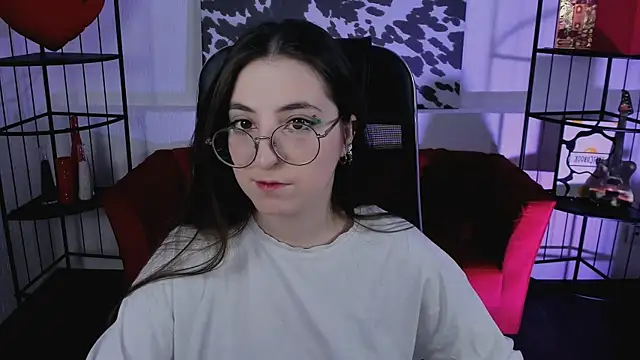 VirtuallVoyant online show from 04-15-26, 07:58