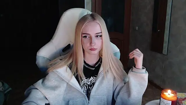 Cutti Crystal online show from 04-16-26, 07:14