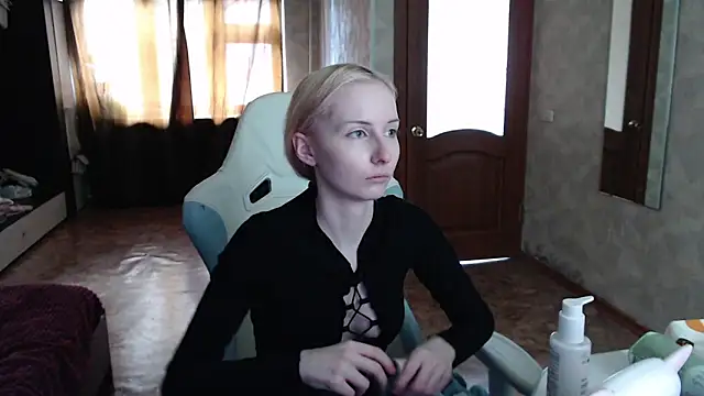 Cutti Crystal online show from 04-13-26, 09:02