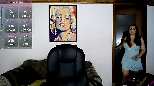 leahot29 online show from 03-06-26, 06:19