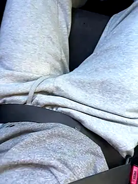 Snapshot of takeyoudeeper chatting on 10-03-25, 09:16 takeyoudeeper online show from 10-03-25, 09:16