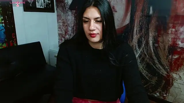 gigi gilt  online show from 05-03-26, 04:32