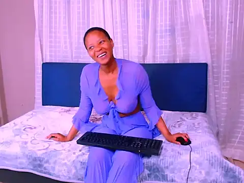 Snapshot of ebonypretty4u69 chatting on 09-13-25, 05:40 ebonypretty4u69 online show from 09-13-25, 05:40