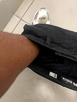 Snapshot of kamo012000 chatting on 01-06-26, 07:45 kamo012000 online show from 01-06-26, 07:45