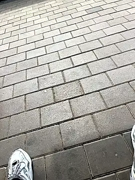 Snapshot of kamo012000 chatting on 01-08-26, 12:44 kamo012000 online show from 01-08-26, 12:44