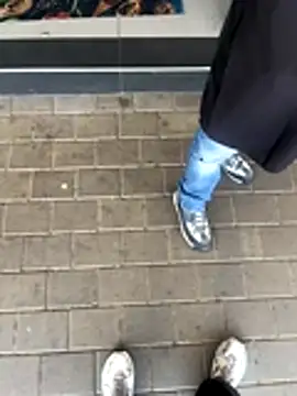 Snapshot of kamo012000 chatting on 11-21-25, 10:36 kamo012000 online show from 11-21-25, 10:36