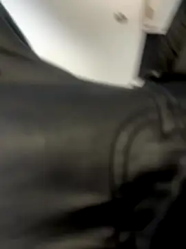 Snapshot of kamo012000 chatting on 11-26-25, 08:14 kamo012000 online show from 11-26-25, 08:14