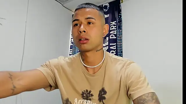  Logan Colton  online show from 01-09-26, 09:22