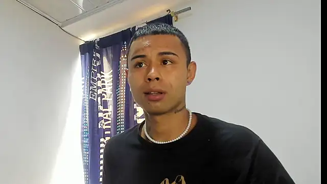  Logan Colton  online show from 11-04-25, 08:01