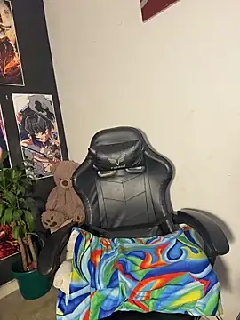 cam11 07 online show from 04-10-26, 05:47