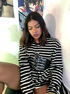 cam11 07 online show from 10-12-25, 07:21