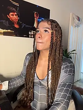 cam11 07 online show from 04-05-26, 08:26