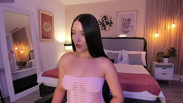 AuroraEvanss online show from 12-16-25, 09:19