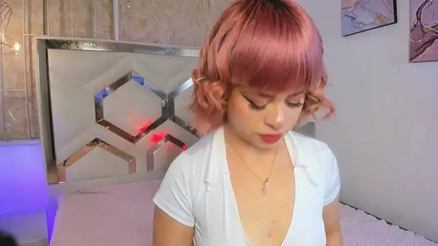 Venuss1  online show from 11-25-25, 06:36