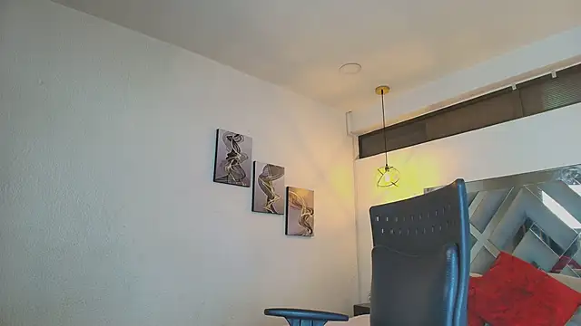 Rossi ss1 online show from 02-11-26, 04:23