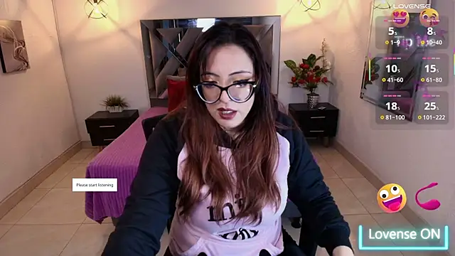 Snapshot of Rossi_ss1 chatting on 10-16-25, 04:32 Rossi ss1 online show from 10-16-25, 04:32