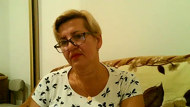 Dana4921 online show from 09-22-25, 05:19