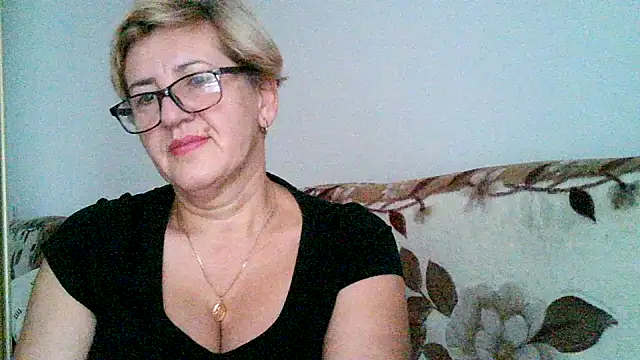 Dana4921 online show from 10-16-25, 03:20