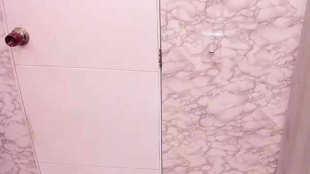 SASHA BROWNIE   online show from 03-30-26, 07:59