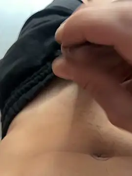 Snapshot of zizidur chatting on 09-16-25, 02:51 zizidur online show from 09-16-25, 02:51