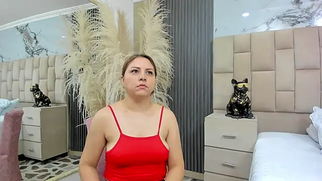 cloesummerr  online show from 02-02-26, 01:10