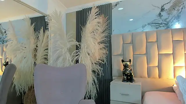 cloesummerr  online show from 02-09-26, 01:09