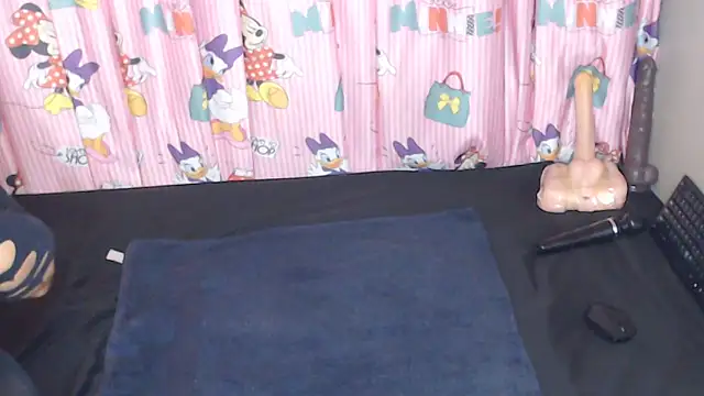 Snapshot of TrishahXo chatting on 04-01-26, 04:04 TrishahXo online show from 04-01-26, 04:04