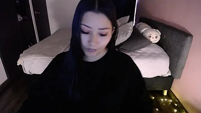 Mia 1120 online show from 01-14-26, 07:17