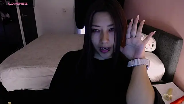 Mia 1120 online show from 05-01-26, 04:01