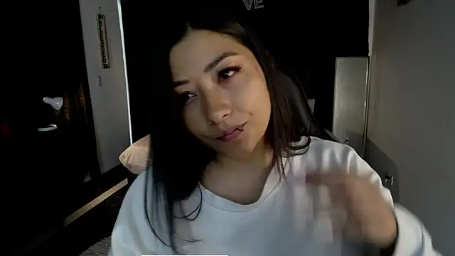 Mia 1120 online show from 09-09-25, 05:33
