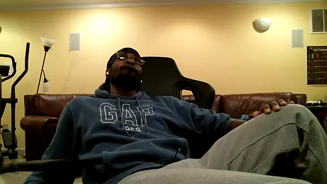 james421   online show from 05-03-26, 04:17