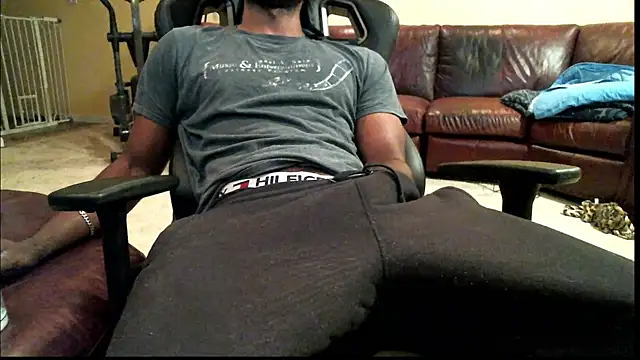 james421   online show from 12-01-25, 05:52