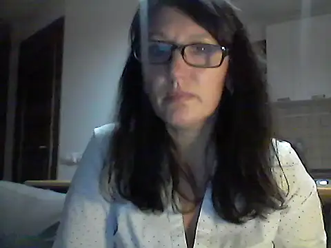 Elena48324 online show from 10-31-25, 07:54