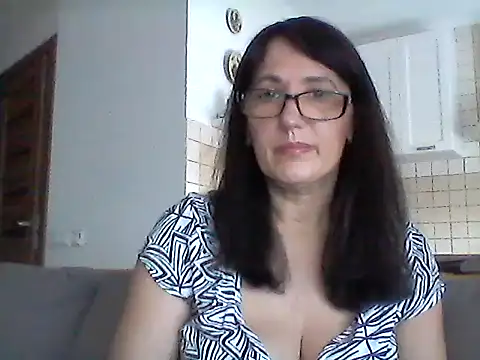 Elena48324 online show from 06-26-26, 10:10